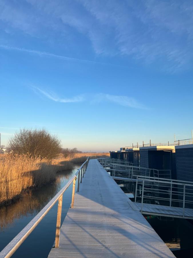 Hausboot Der Frieslaender Im Wangermeer Schillig Exterior foto